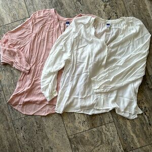 2/$10Long Sleeve Button Up Blouses